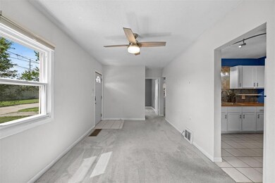 2217 Searle St, Des Moines, IA 50317 - photo 4