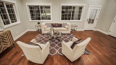 04 - Living Room