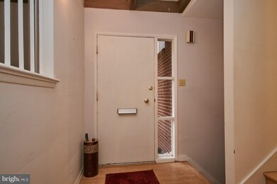 3404 Barger Dr, Falls Church, VA 22044 - photo 3