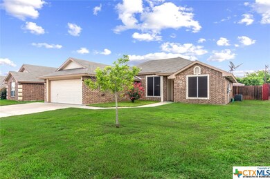 807 Macy Dr, Troy, TX 76579 - photo 3