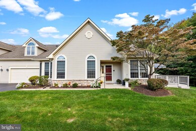 944 Daylily Dr unit V167, Langhorne, PA 19047 - photo 2