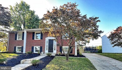 239 Glyndon Dr, Reisterstown, MD 21136 - photo 2