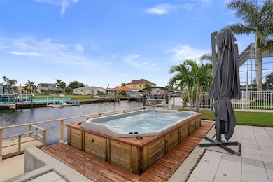 15606 Donzi Dr, Hudson, FL 34667 - photo 4