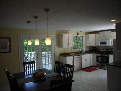 41 Phillips St, Weymouth, MA 02188 - photo 4