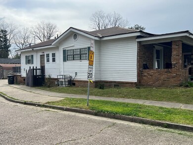 720 Mattingly St, Vicksburg, MS 39180 - photo 2