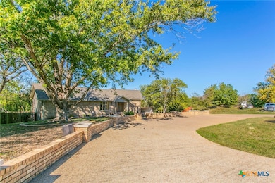 608 Ridgecrest Dr, Salado, TX 76571 - photo 4