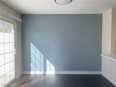 3910 Starfield Ln, Las Vegas, NV 89147 - photo 6