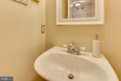 1129 Splashing Brook Dr, Abingdon, MD 21009 - photo 4