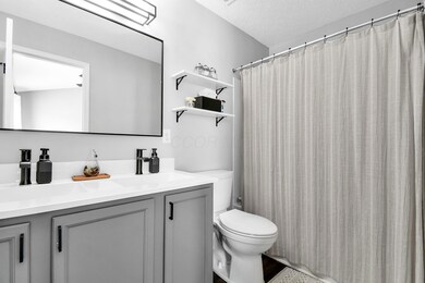 18-print-7320-cayman-ln