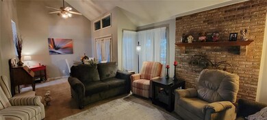 2836 Wycliff Dr, Farmington, MO 63640 - photo 3