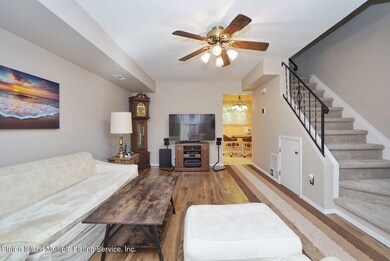 4199 Amboy Rd unit 4, Staten Island, NY 10308 - photo 3