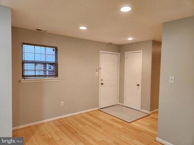 11546 Joyceton Dr unit 33-1, Upper Marlboro, MD 20774 - photo 3