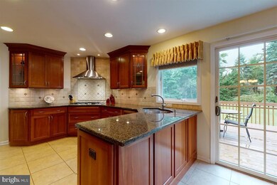 32 Dunbar Dr, Princeton Junction, NJ 08550 - photo 3