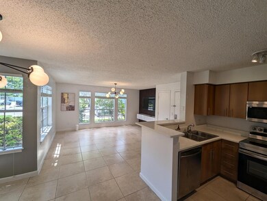 1215 Crystal Way unit G, Delray Beach, FL 33444 - photo 7