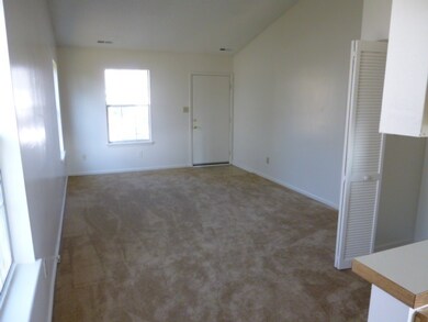 108 Creekview Dr, Jacksonville, NC 28540 - photo 7