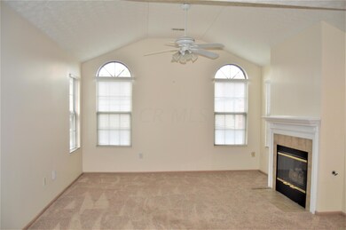 112 Villa Creek Dr unit 12112, Reynoldsburg, OH 43068 - photo 7
