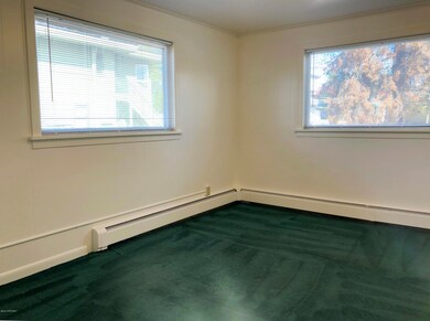 3905 Iowa Dr unit 4, Anchorage, AK 99517 - photo 5