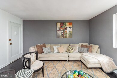 3039 Patrick Henry Dr unit 102, Falls Church, VA 22044 - photo 5