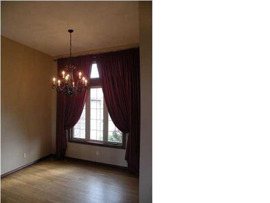Formal Dining