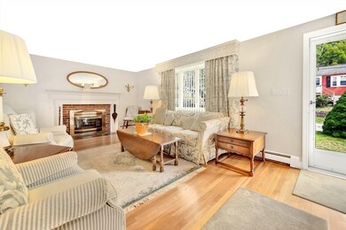 67 Crawford St, Arlington, MA 02474 - photo 2