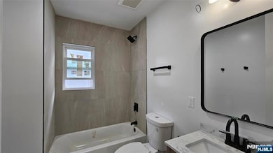 19 Florence St unit 2, Englewood, NJ 07631 - photo 3