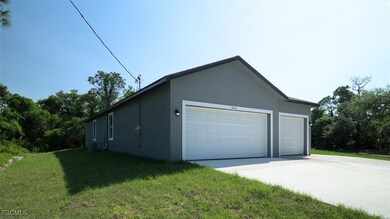 8008 Piper Ln, Labelle, FL 33935 - photo 2