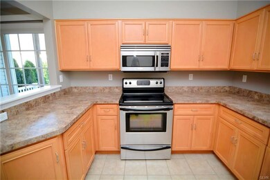 1795 Chateau Place unit B, Easton, PA 18045 - photo 2