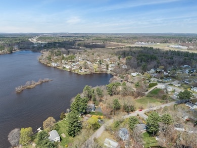 14 S Lakeview Rd, Norton, MA 02766 - photo 4