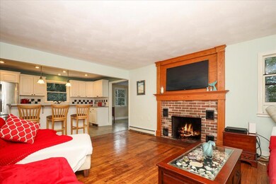 14-Living Room