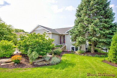 3-web-or-mls-14360 Pine Creek Dr, Hollan