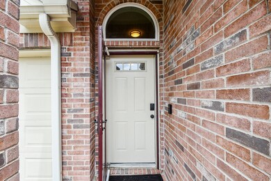 15807 Cottage Ivy Cir, Tomball, TX 77377 - photo 3