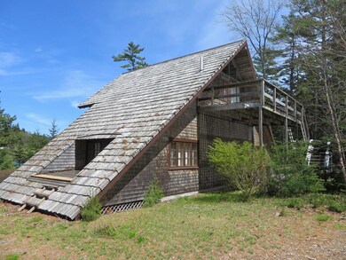 Rear of Water's Edge Cottage