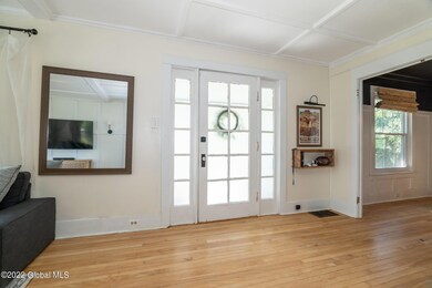 4-web-or-mls-71EastholmRd-28-2