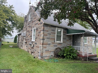 7136 Railway Ave, Dundalk, MD 21222 - photo 4