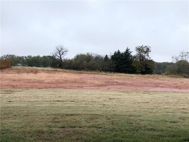 12858 Meadow Ridge Dr, Shawnee, OK 74801 - photo 2