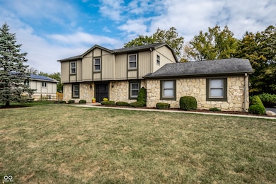 10819 E Lakeshore Dr, Carmel, IN 46033 - photo 6