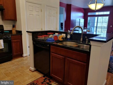 1311 Karen Blvd unit 302, Capitol Heights, MD 20743 - photo 5