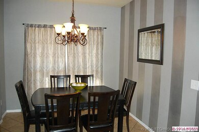 Eating space in kitchen.