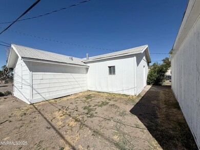 90 5th garage 4