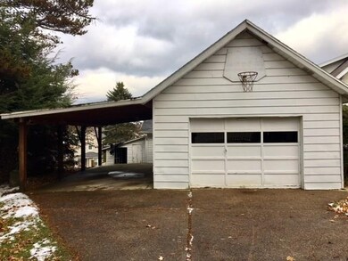 622 S 6th St, Indiana, PA 15701 - photo 5