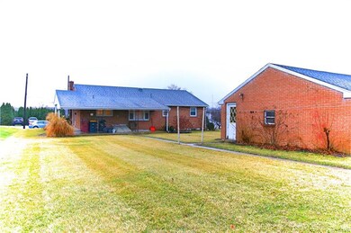 3011 S 5th Ave, Whitehall, PA 18052 - photo 3