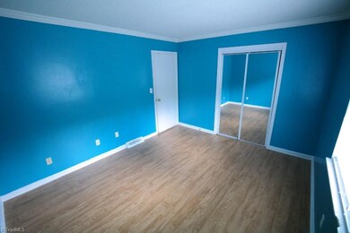 2320 Bay Meadows Ct unit B, Winston Salem, NC 27103 - photo 5