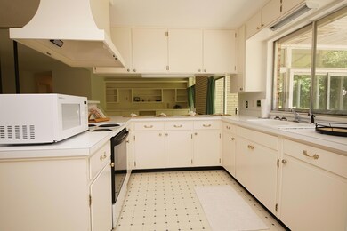 1 Maple Ave_Kitchen