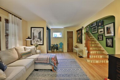 129 E Schreyer Place, Columbus, OH 43214 - photo 7