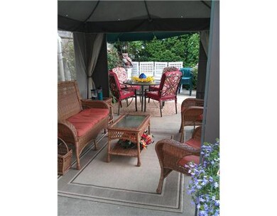Porch. Exterior patio which over looks the water.