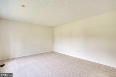 8310 Gentle Brook Ct, Laurel, MD 20723 - photo 6