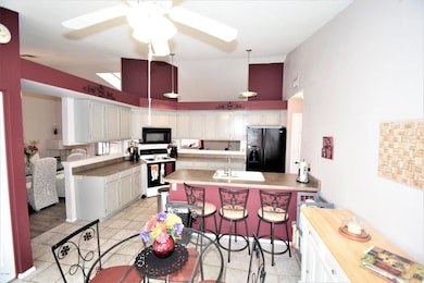 Kitchen (2)