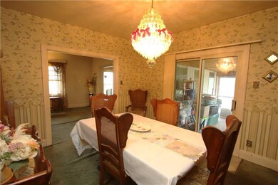 Separate 14x11 Formal Dining Room w/ Sliding Glass