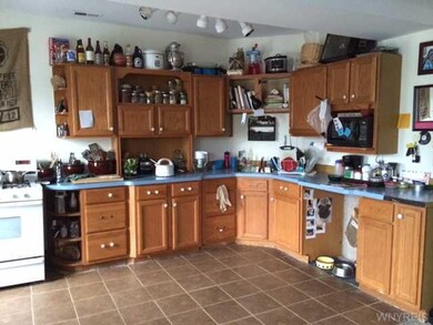Kitchen this is the unit with 5 bedrooms