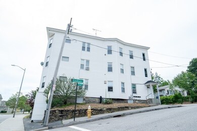 341 Hamilton St, Worcester, MA 01604 - photo 4